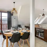 Apartamento Atmospheric In With Underground Parking By Renters *