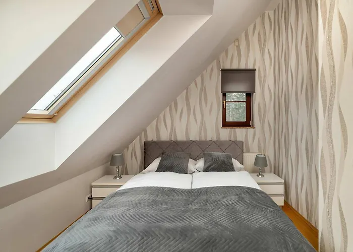 Atmospheric In With Underground Parking By Renters Apartamento Karpacz